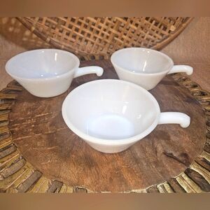 Vintage Anchor Hocking Fire King Milk Glass White  Soup Bowls With Handle Set 3